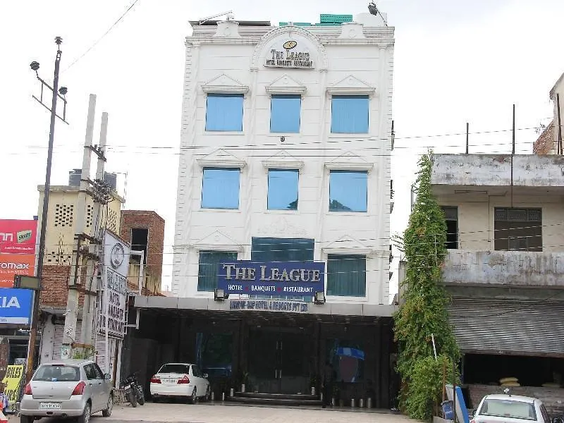 The League Hotel グルガウン